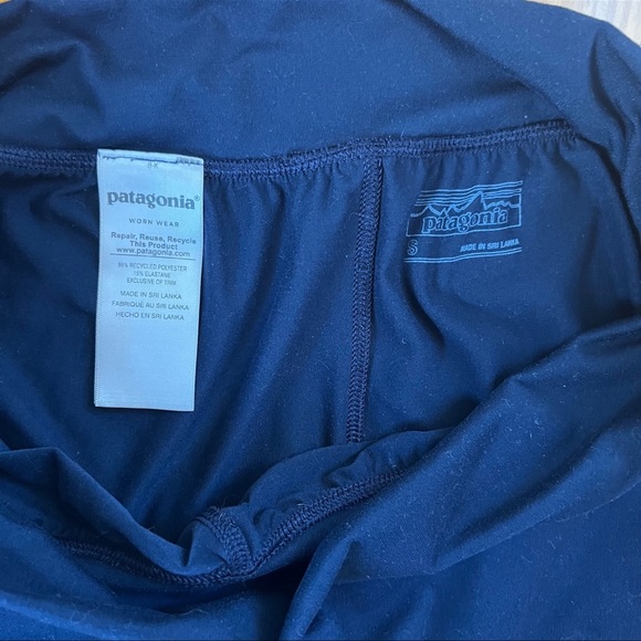 Patagonia Women's Trail Beta Capri Leggings Navy Size Small - Picture 8 of 10